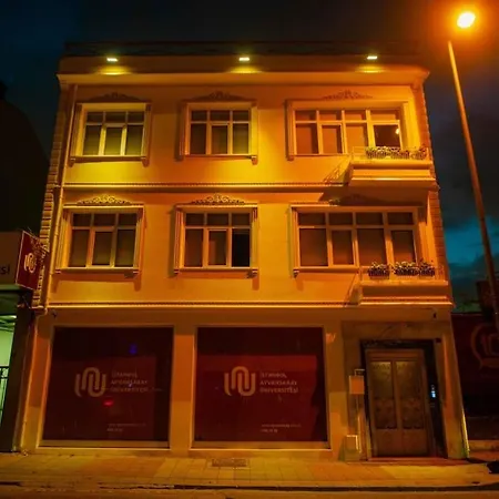 Apartamento Waterfront By The Tram - Terrace With Dome & Golden Horn View In Fatih Estambul