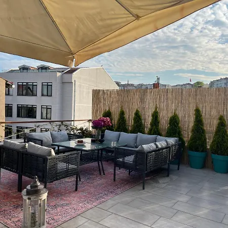 Apartament Waterfront By The Tram - Terrace With Dome & Golden Horn View In Fatih