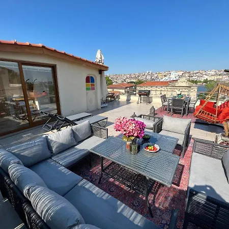 Apartament Waterfront By The Tram - Terrace With Dome & Golden Horn View In Fatih