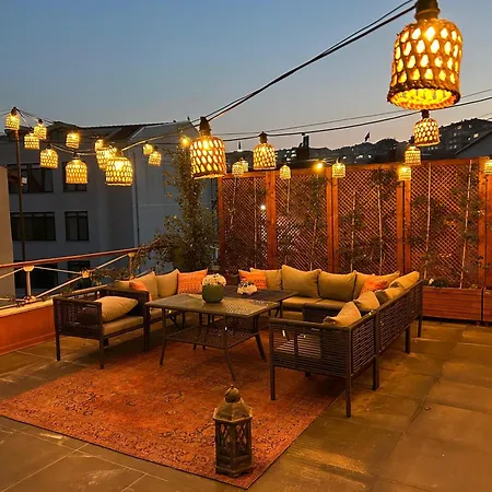 Waterfront By The Tram - Terrace With Dome & Golden Horn View In Fatih Apartament Stambuł