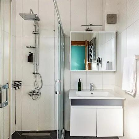 Waterfront By The Tram - Terrace With Dome & Golden Horn View In Fatih Apartament