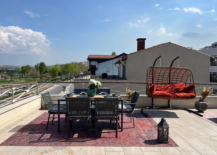 Apartment Waterfront By The Tram - Terrace With Dome & Golden Horn View In Fatih