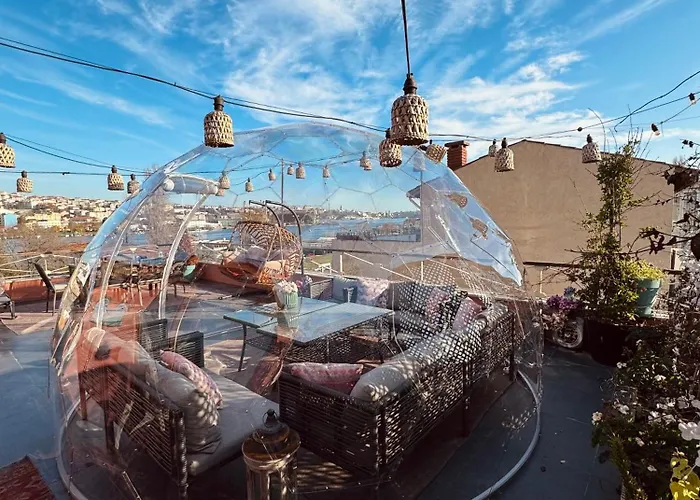 Waterfront By The Tram - Terrace With Dome & Golden Horn View In Fatih Apartment Istanbul