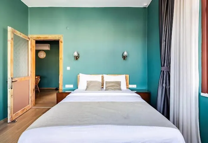 Waterfront By The Tram - Terrace With Dome & Golden Horn View In Fatih * Istanbul