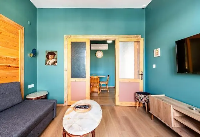 Waterfront By The Tram - Terrace With Dome & Golden Horn View In Fatih Apartment *