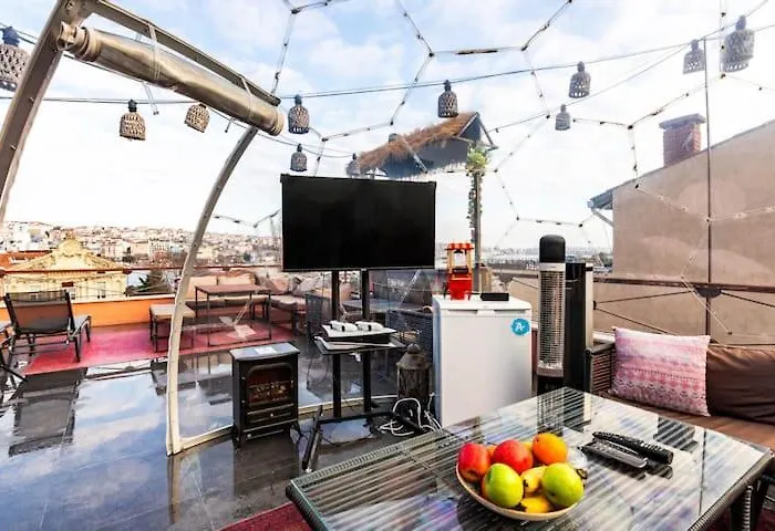 Apartment Waterfront By The Tram - Terrace With Dome & Golden Horn View In Fatih *