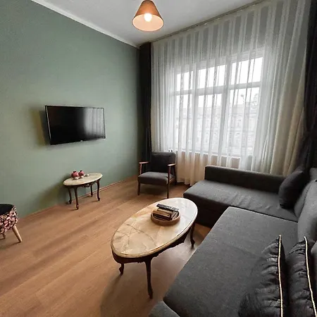 Waterfront By The Tram - Terrace With Dome & Golden Horn View In Fatih *