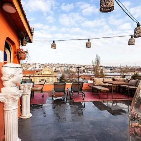 Apartament Waterfront By The Tram - Terrace With Dome & Golden Horn View In Fatih Stambuł