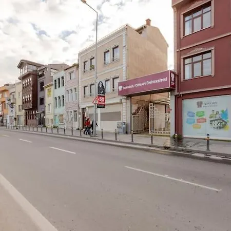 公寓 Waterfront By The Tram - Terrace With Dome & Golden Horn View In Fatih 伊斯坦布尔