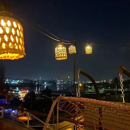 Διαμέρισμα Waterfront By The Tram - Terrace With Dome & Golden Horn View In Fatih *